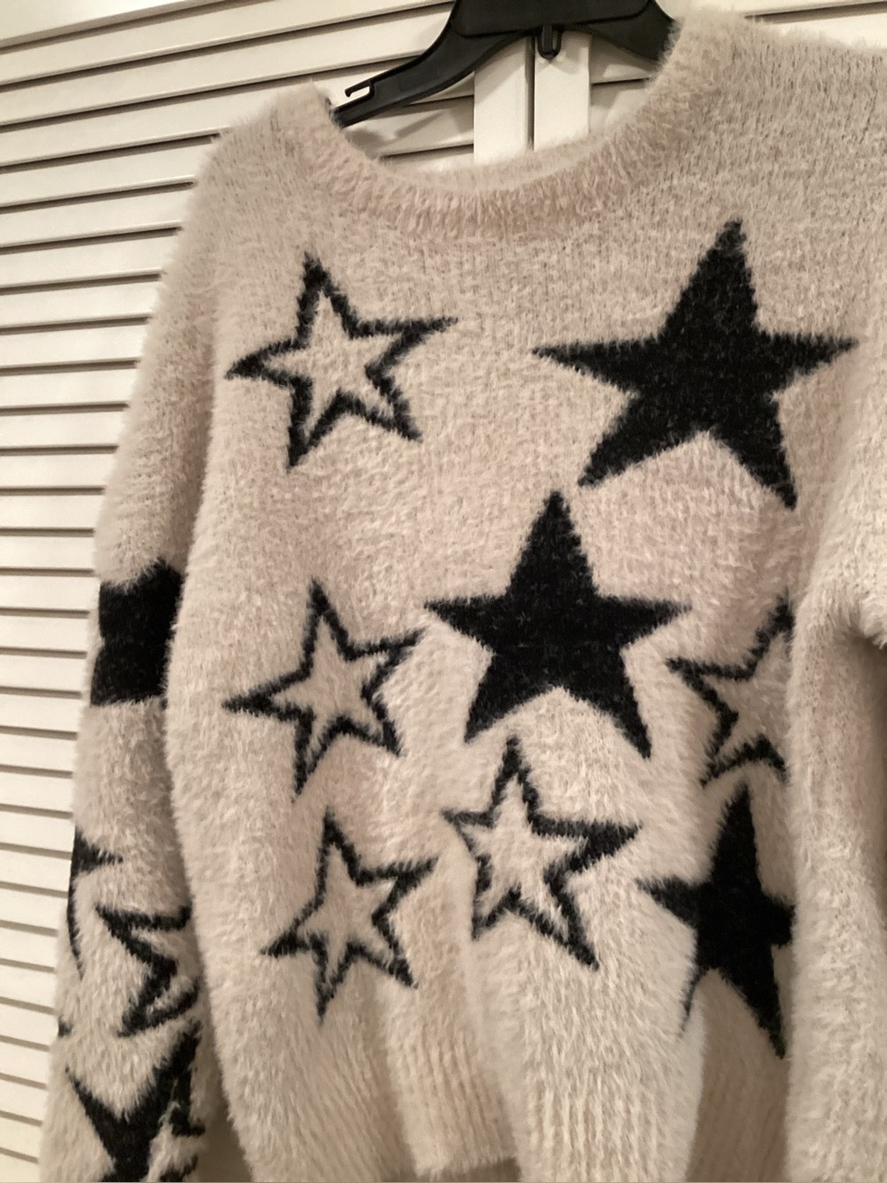 Pilcro  Pattered Eyelash Sweaters “Stars” detail L Ecru/Black - Picture 6 of 8